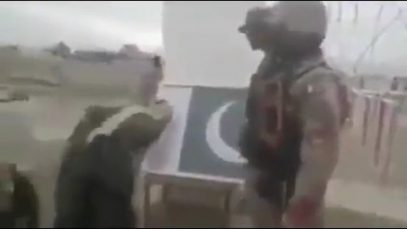 احترام به پرچم پاکستان_۱.mp4_snapshot_00.22_[2021.10.20_10.59.45]